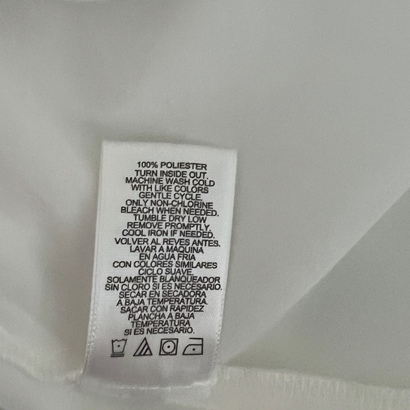 Kenneth Cole Reaction Women’s White Blouse w/ Black Trim & Roll Sleeves - Large - Picture 12 of 12